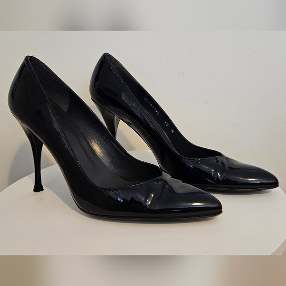 Stuart Weitzman Black Patent Leather Heels - Picture 3 of 14